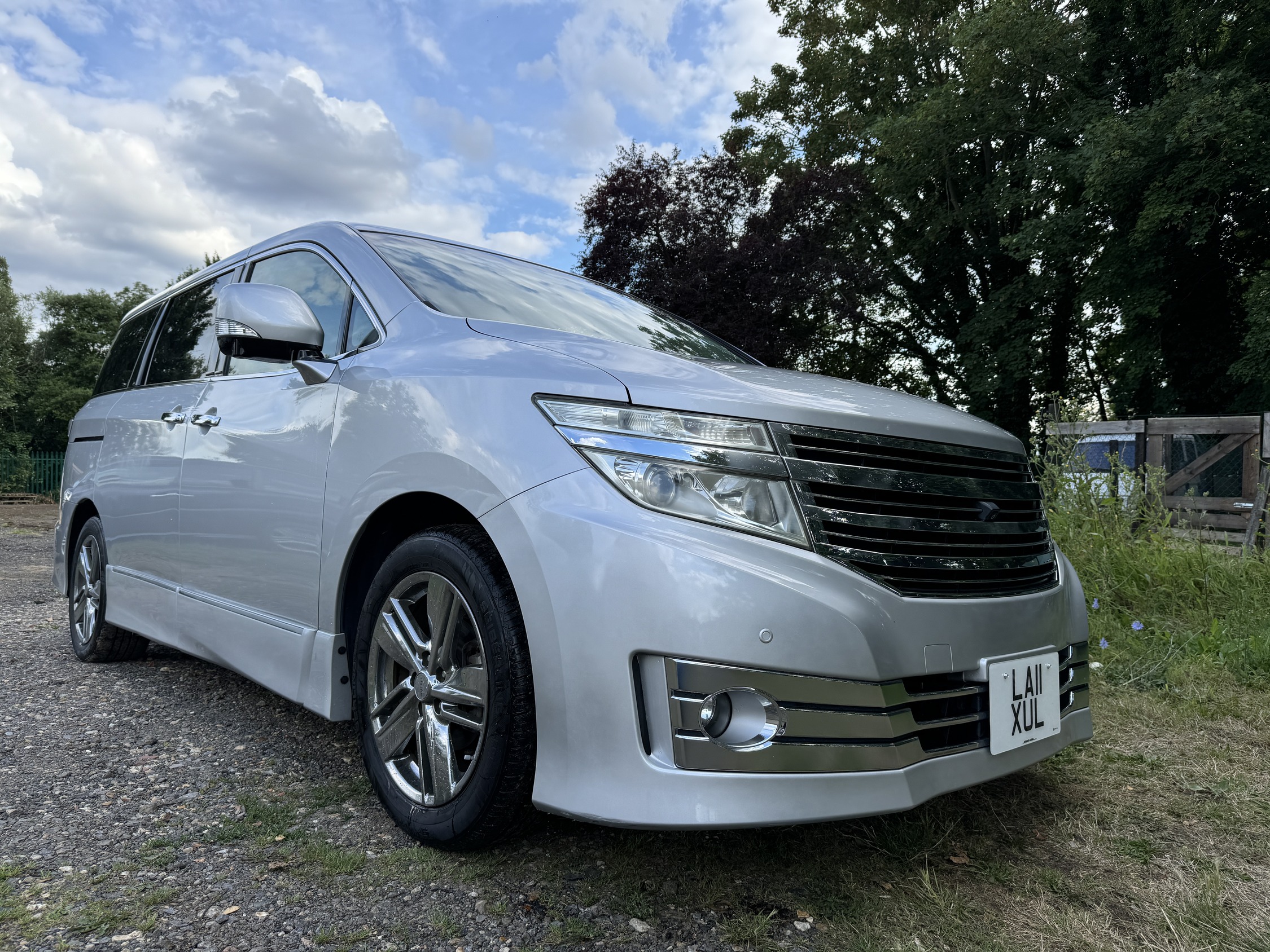 NISSAN ELGRAND RIDER S 2011 ULEZ FREE