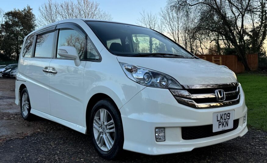 HONDA STEPWAGON SPADA