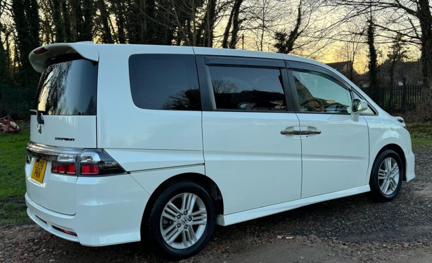HONDA STEPWAGON SPADA