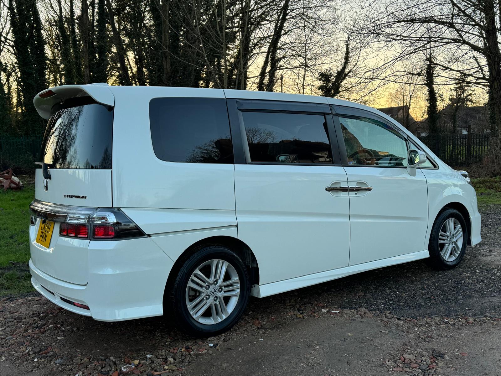 HONDA STEPWAGON SPADA