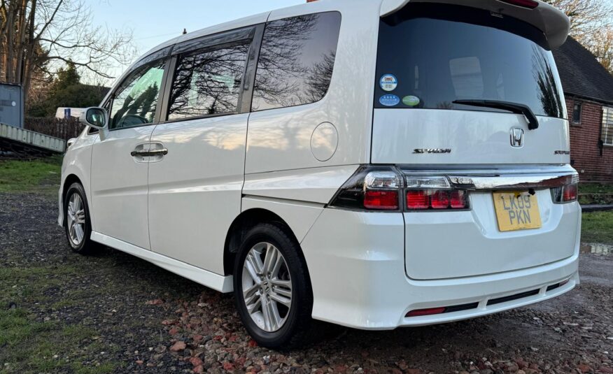 HONDA STEPWAGON SPADA