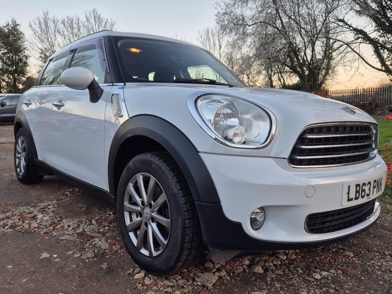 MINI COOPER – COUNTRYMAN