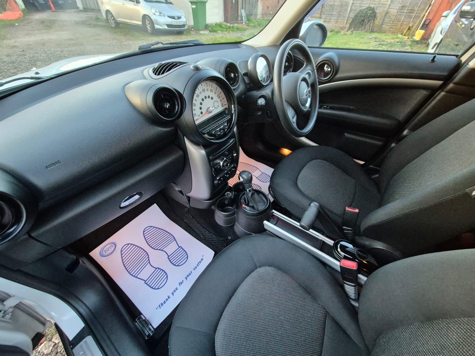 MINI COOPER – COUNTRYMAN