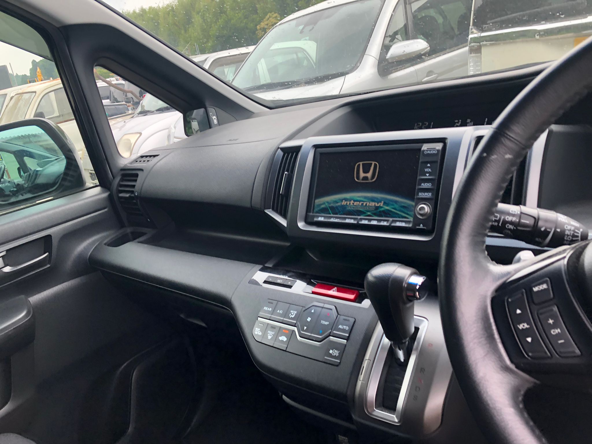 HONDA STEPWAGON SPADA 2010 ULEZ FREE