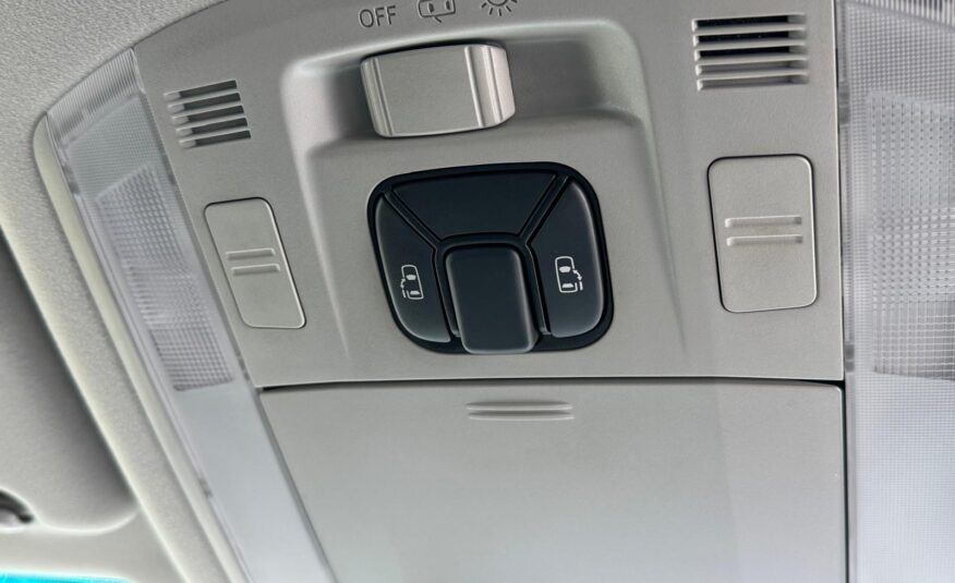 TOYOTA ALPHARD 2012 ULEZ FREE