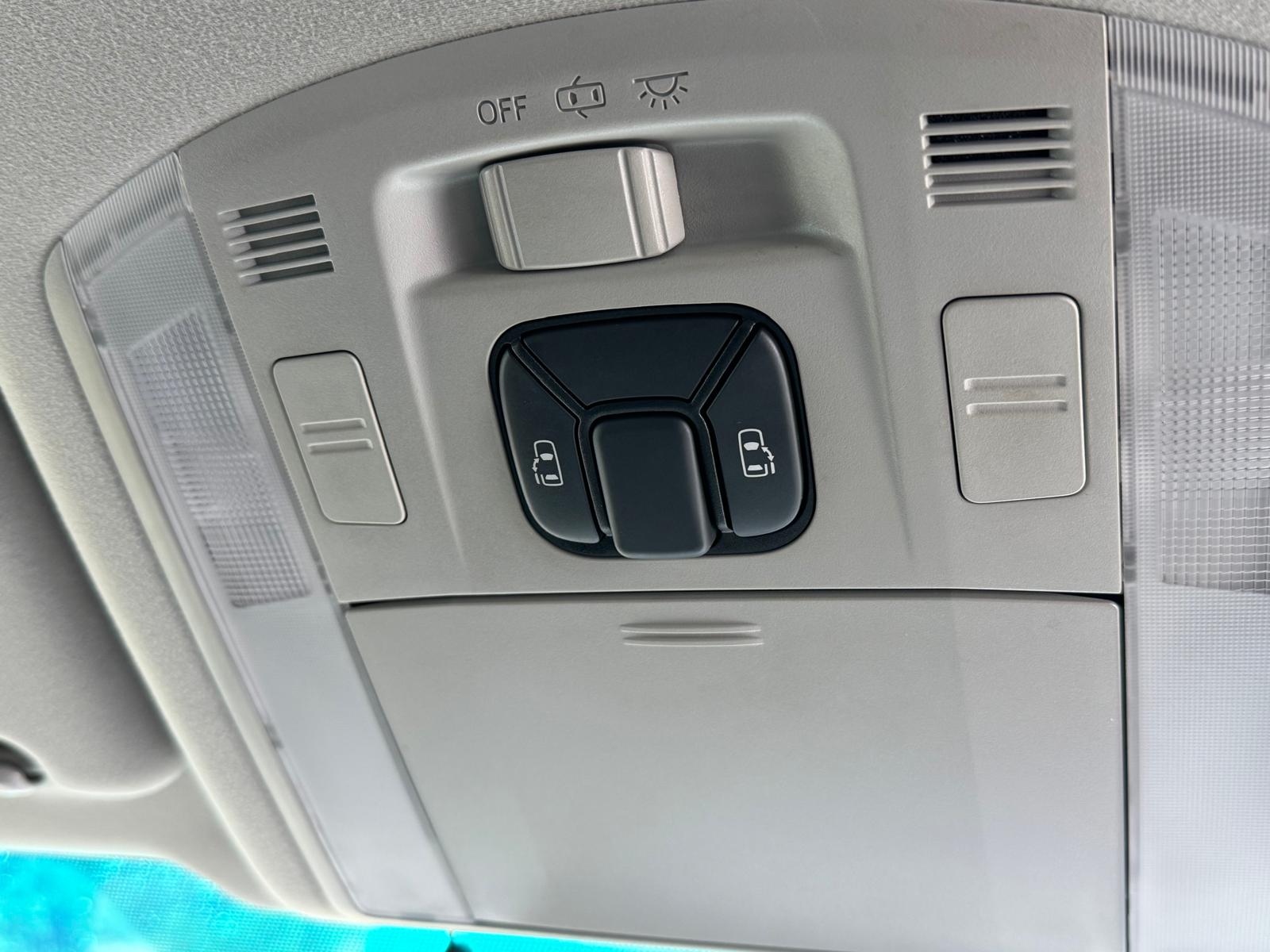 TOYOTA ALPHARD 2012 ULEZ FREE