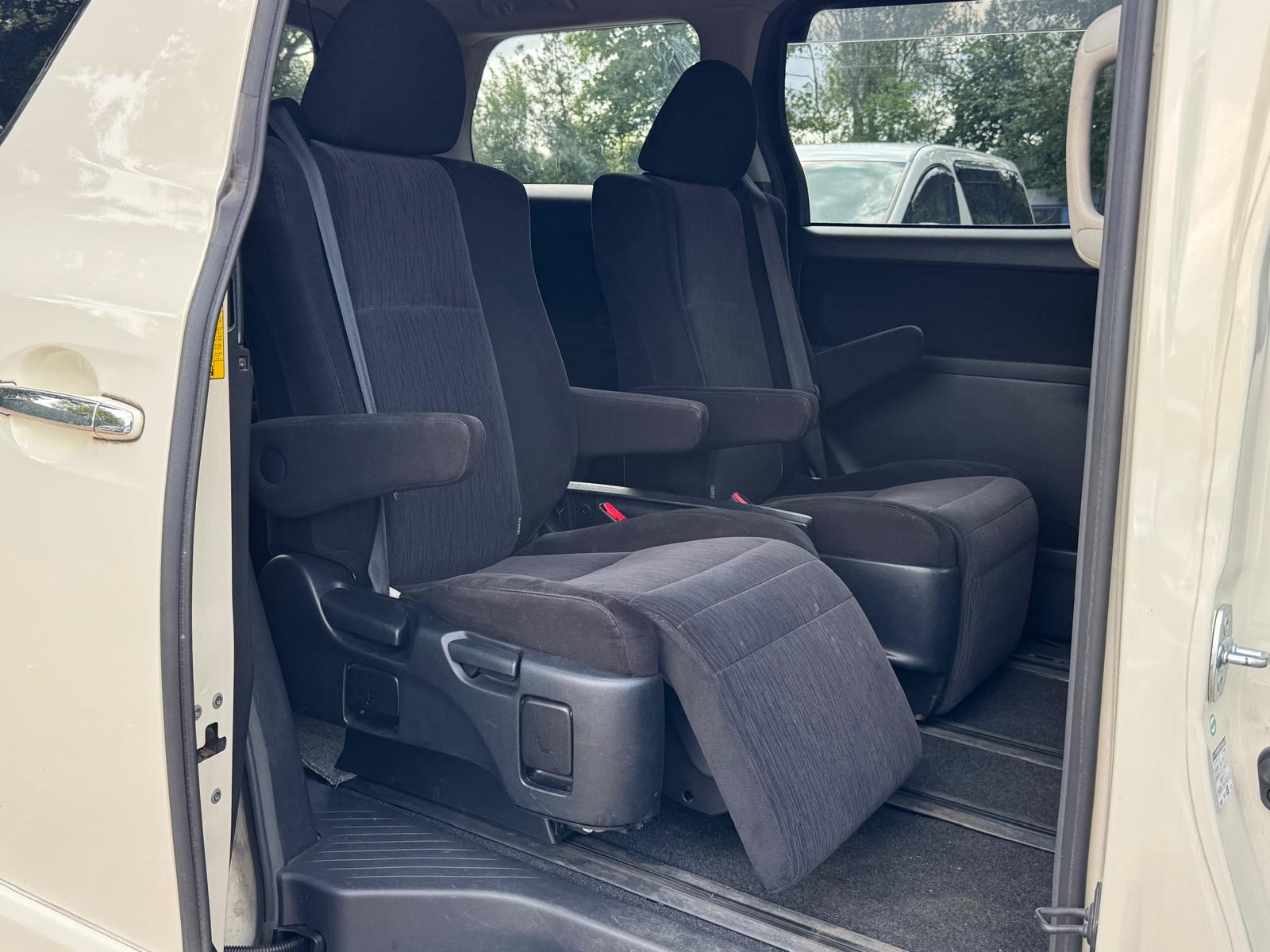 TOYOTA ALPHARD 2012 ULEZ FREE