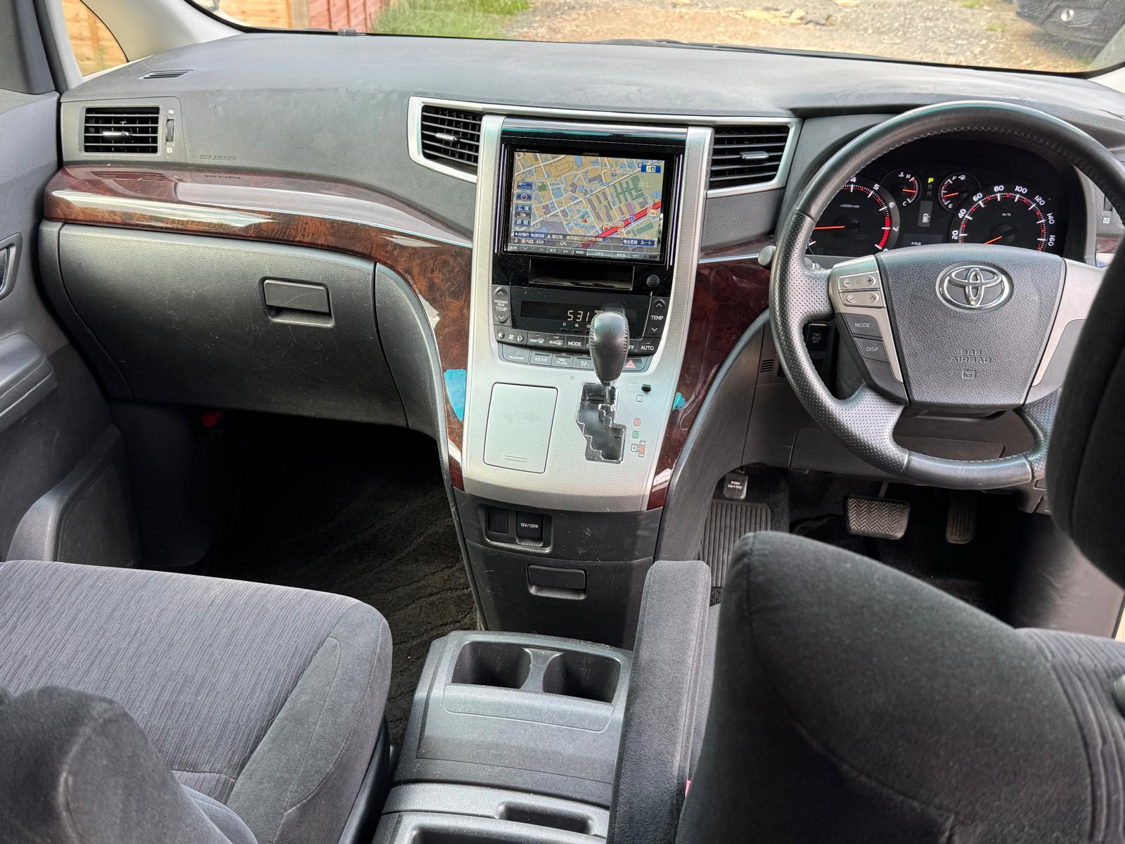 TOYOTA ALPHARD 2012 ULEZ FREE