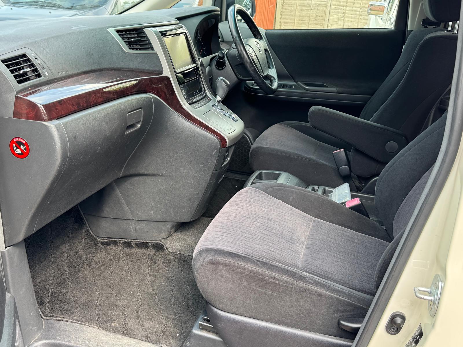 TOYOTA ALPHARD 2012 ULEZ FREE