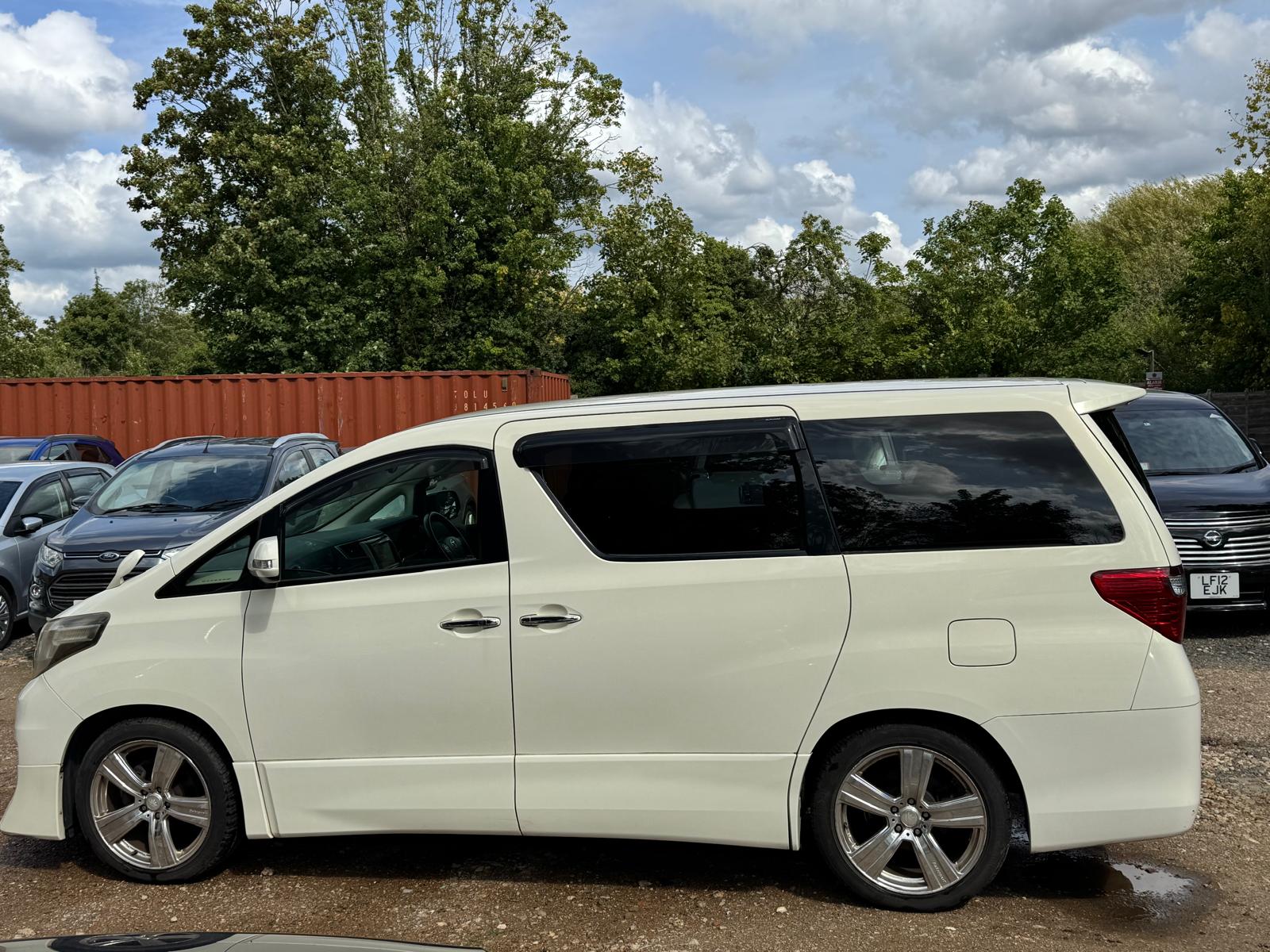 TOYOTA ALPHARD 2012 ULEZ FREE