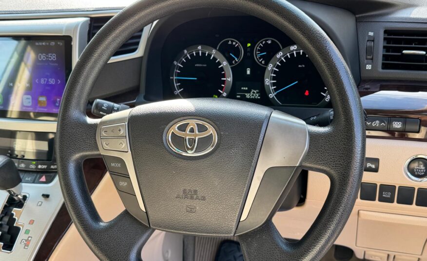 TOYOTA VELLFIRE 2011 ULEZ FREE