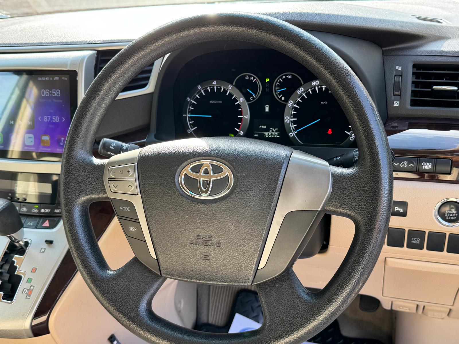 TOYOTA VELLFIRE 2011 ULEZ FREE