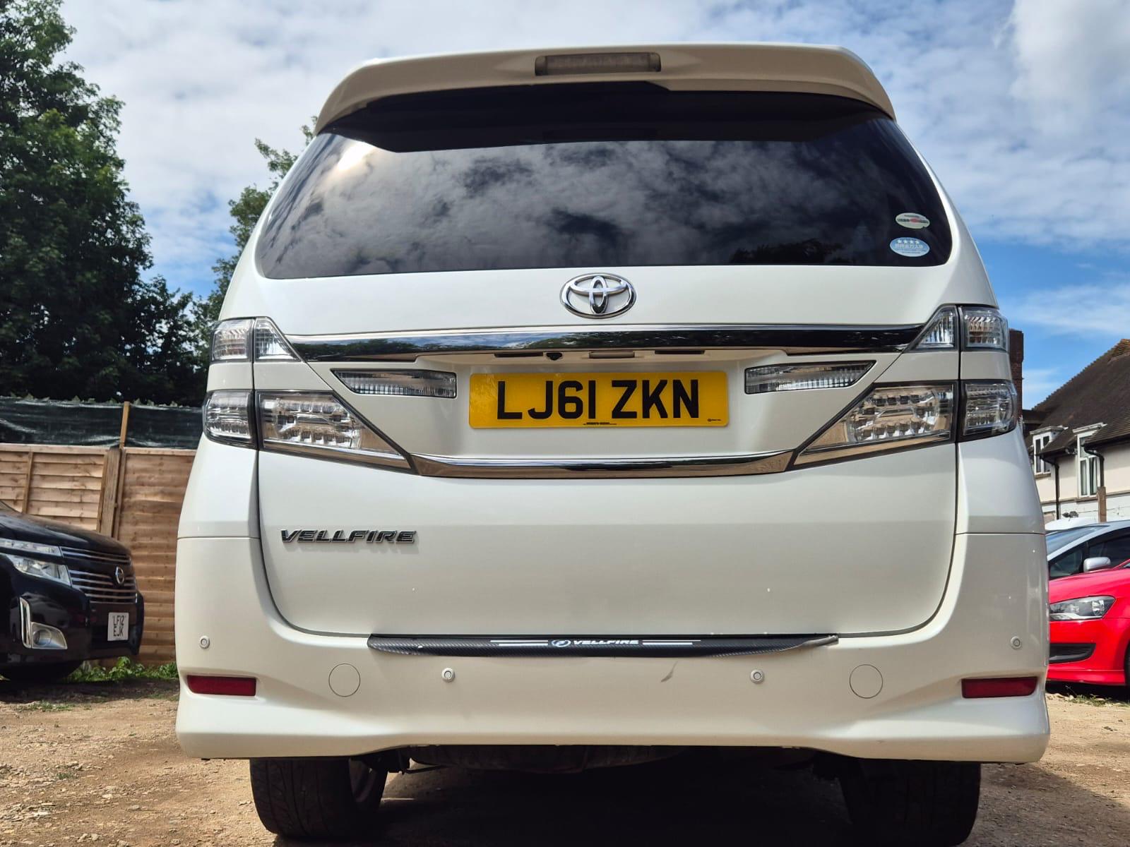 TOYOTA VELLFIRE 2011 ULEZ FREE