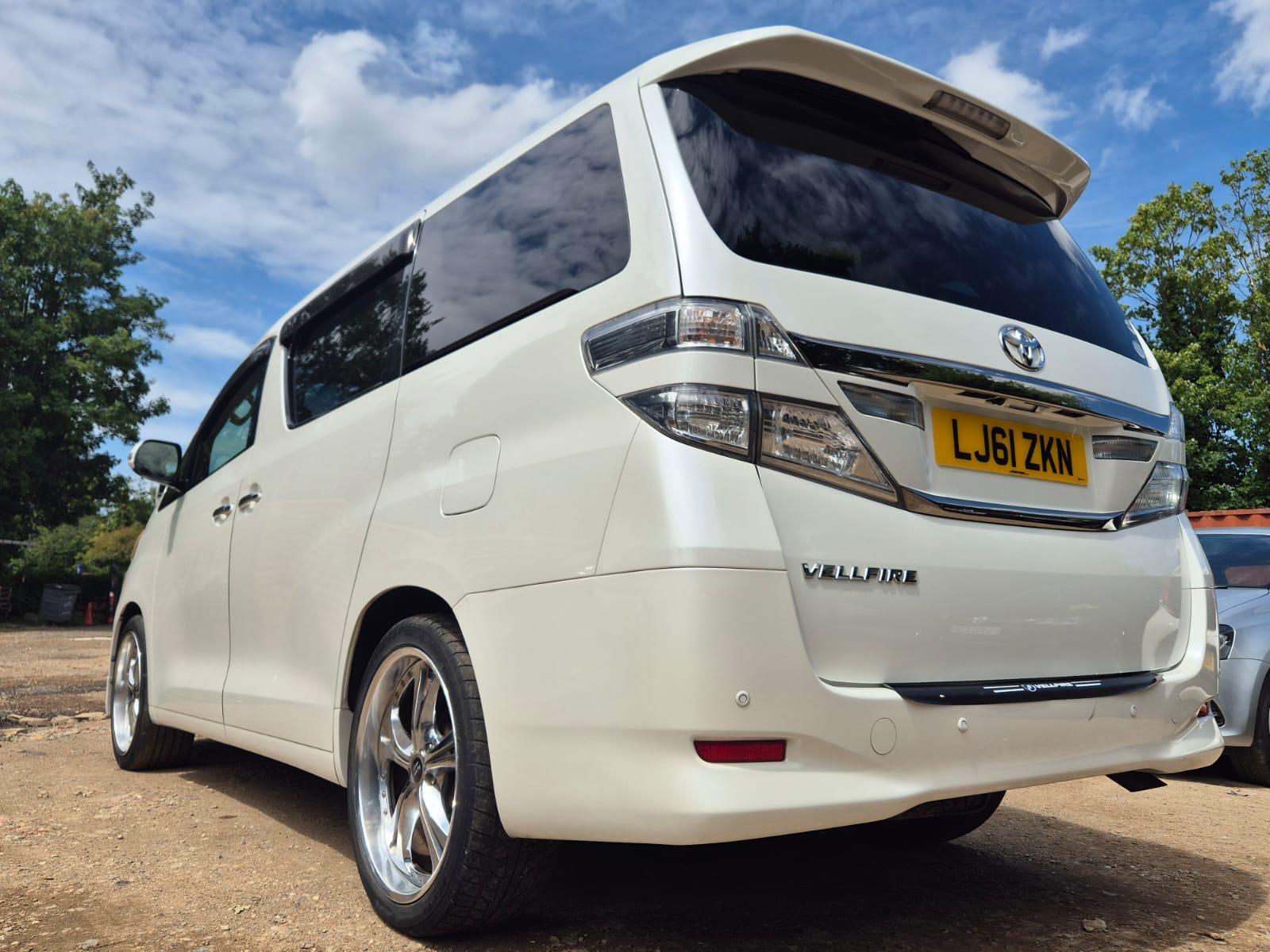 TOYOTA VELLFIRE 2011 ULEZ FREE