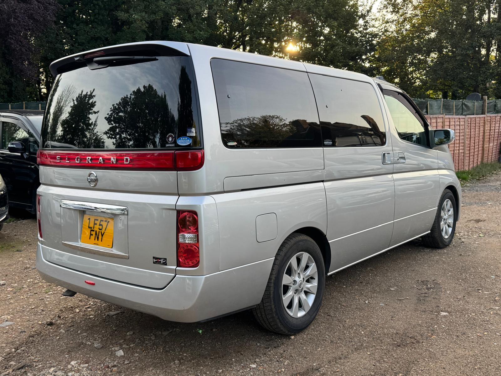 NISSAN ELGRAND 2008 ULEZ FREE
