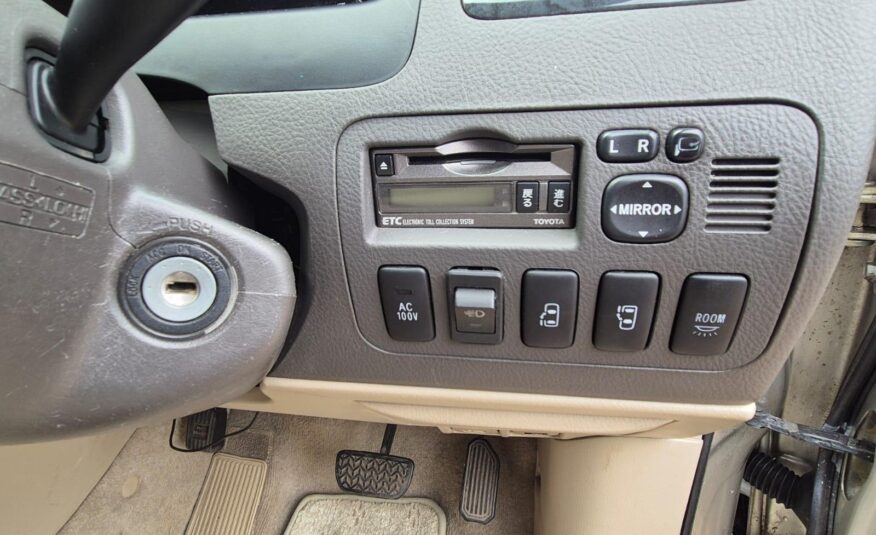 TOYOTA ALPHARD HYBRID 2004