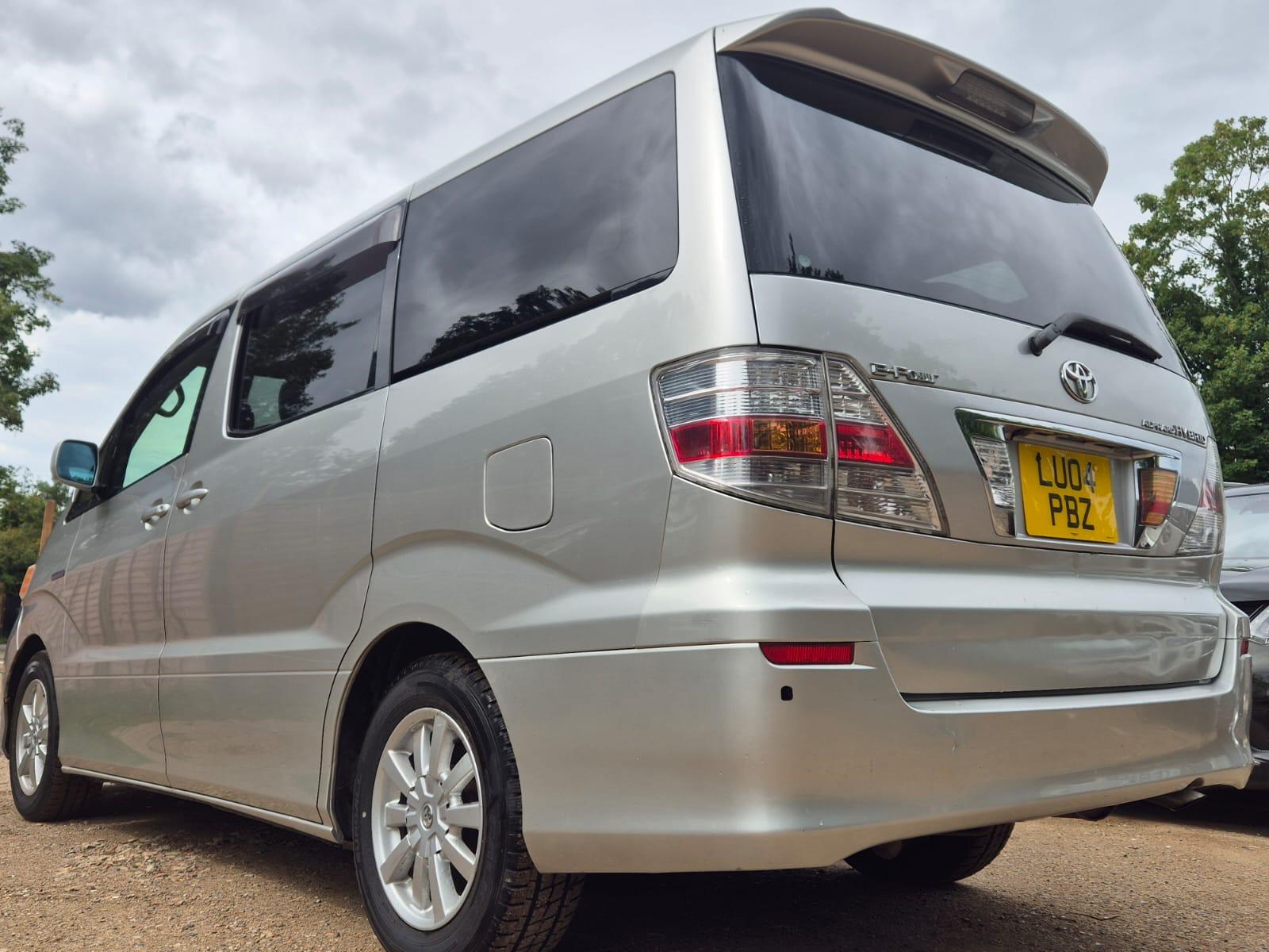 TOYOTA ALPHARD HYBRID 2004
