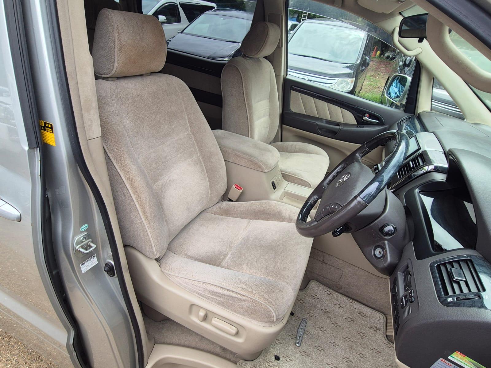 TOYOTA ALPHARD HYBRID 2004