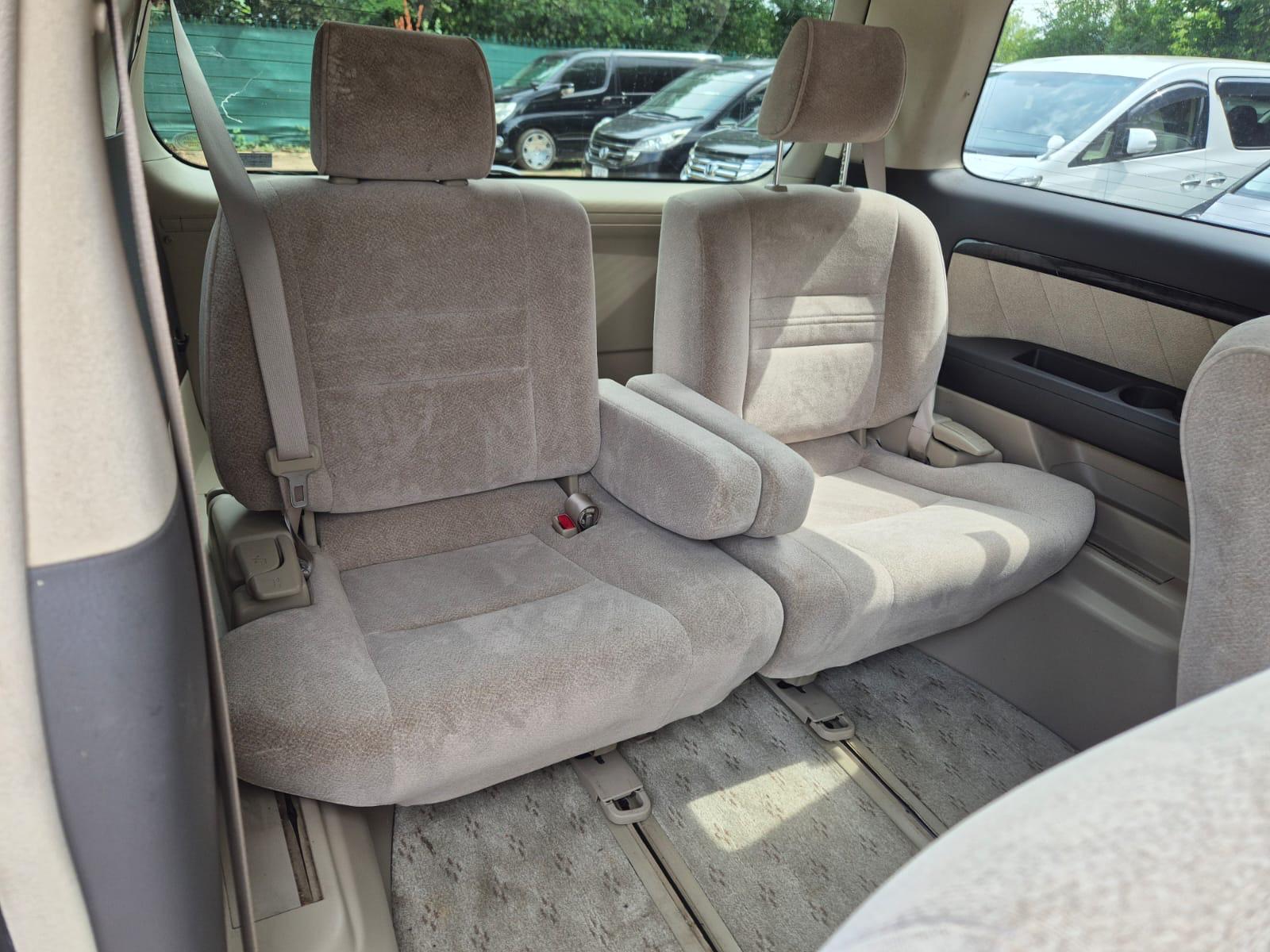 TOYOTA ALPHARD HYBRID 2004