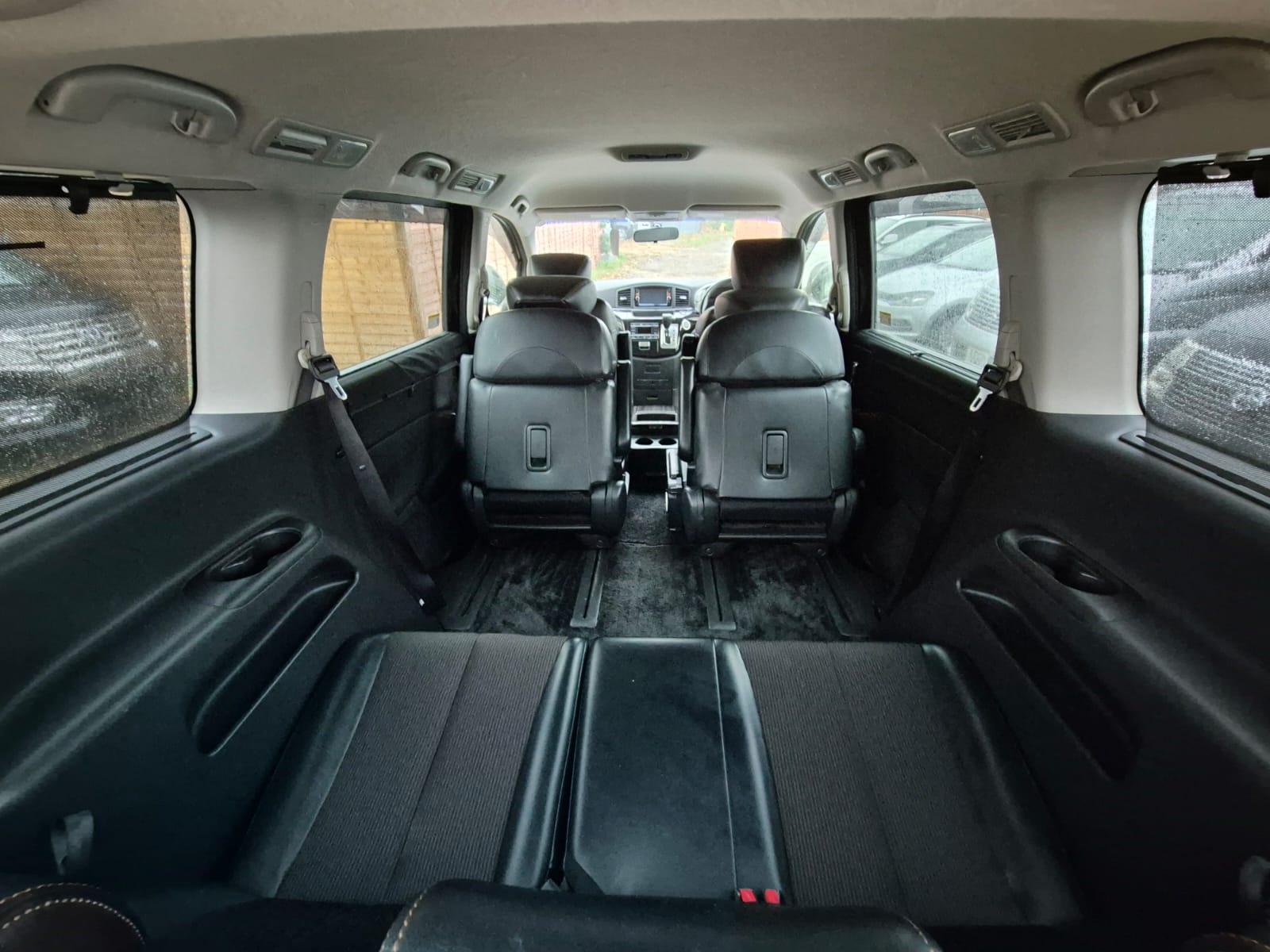 NISSAN ELGRAND HIGHWAY STAR PETROL AUTOMATIC 2014