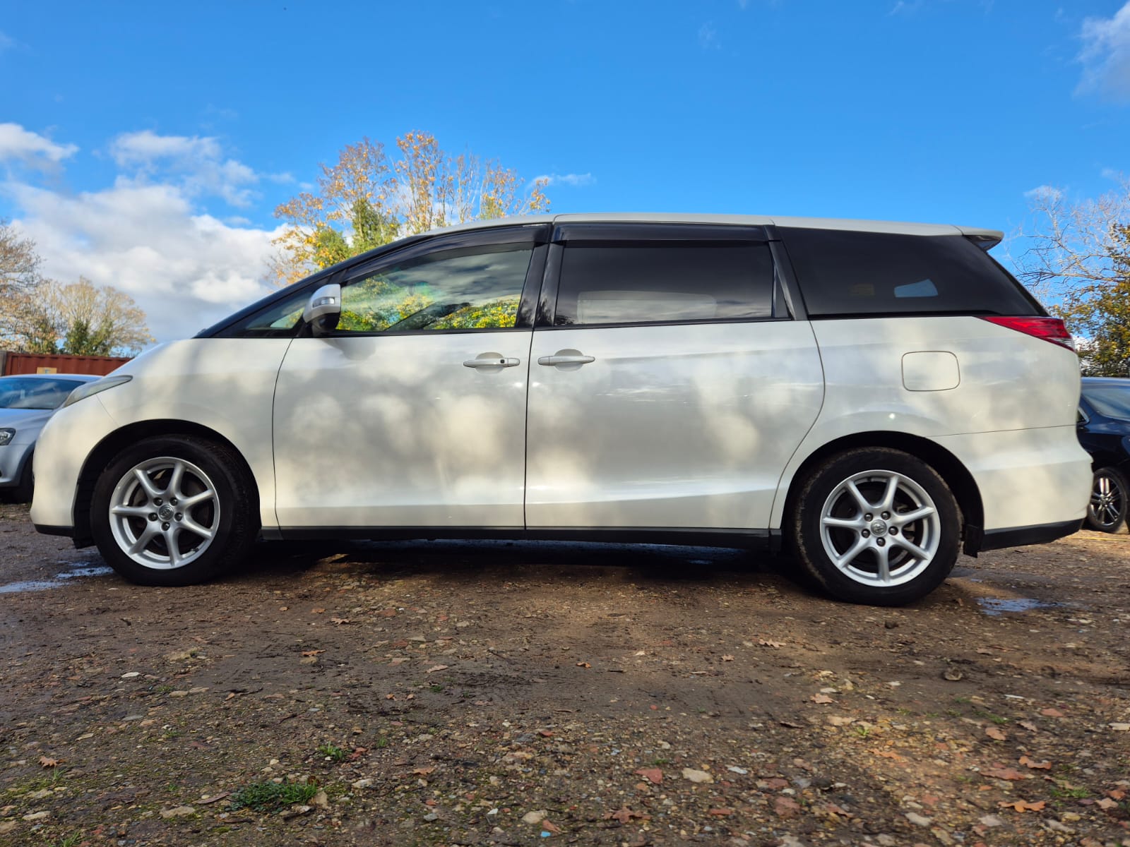 TOYOTA ESTIMA PETROL AUTOMATIC 2010