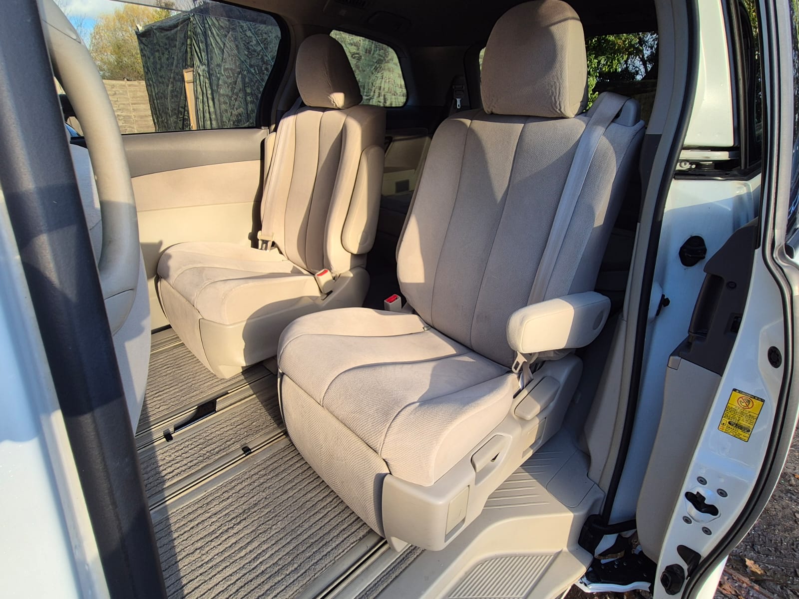 TOYOTA ESTIMA PETROL AUTOMATIC 2010