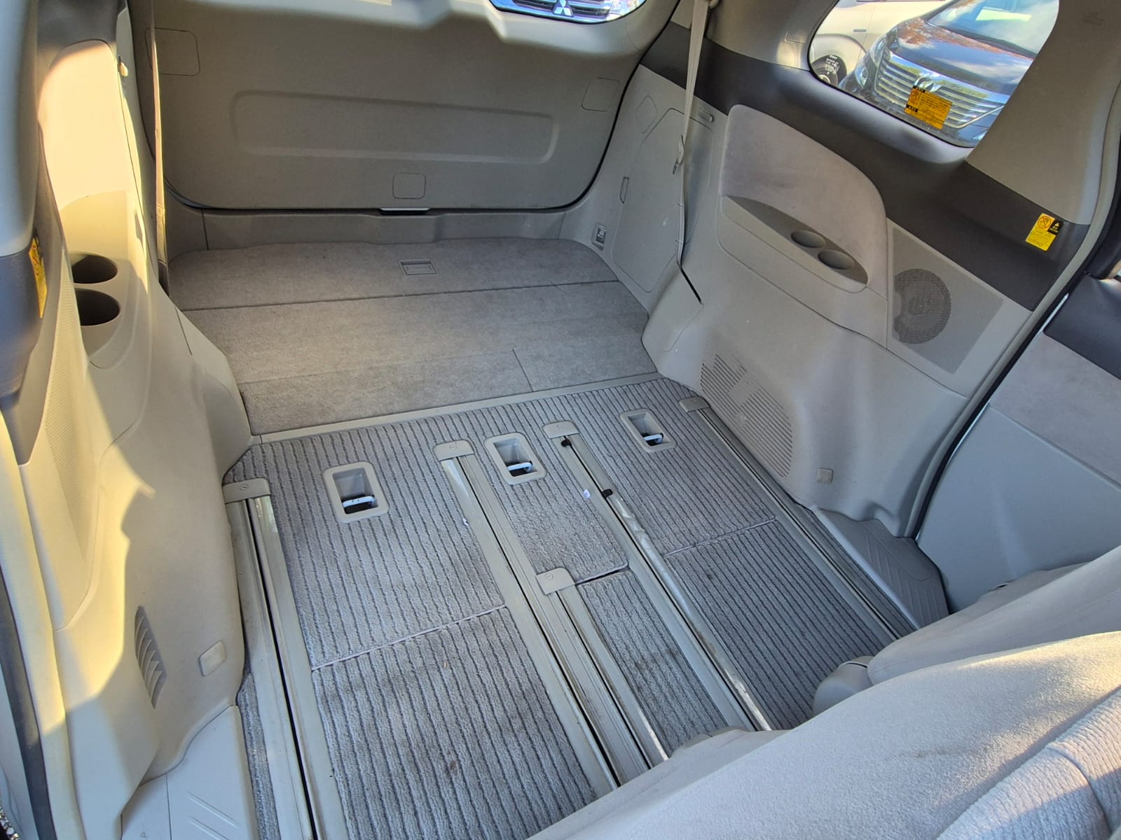 TOYOTA ESTIMA PETROL AUTOMATIC 2010