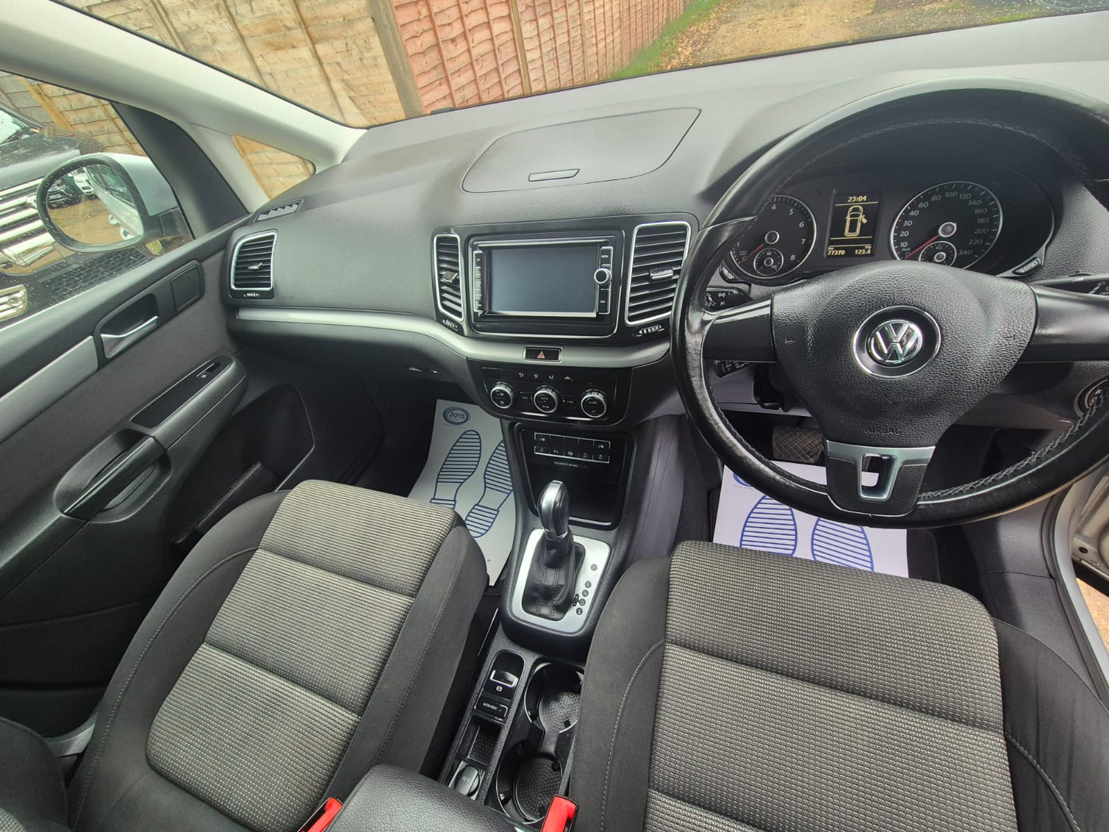 VOLKSWAGEN SHARAN 1400CC AUTOMATIC PETROL 2015