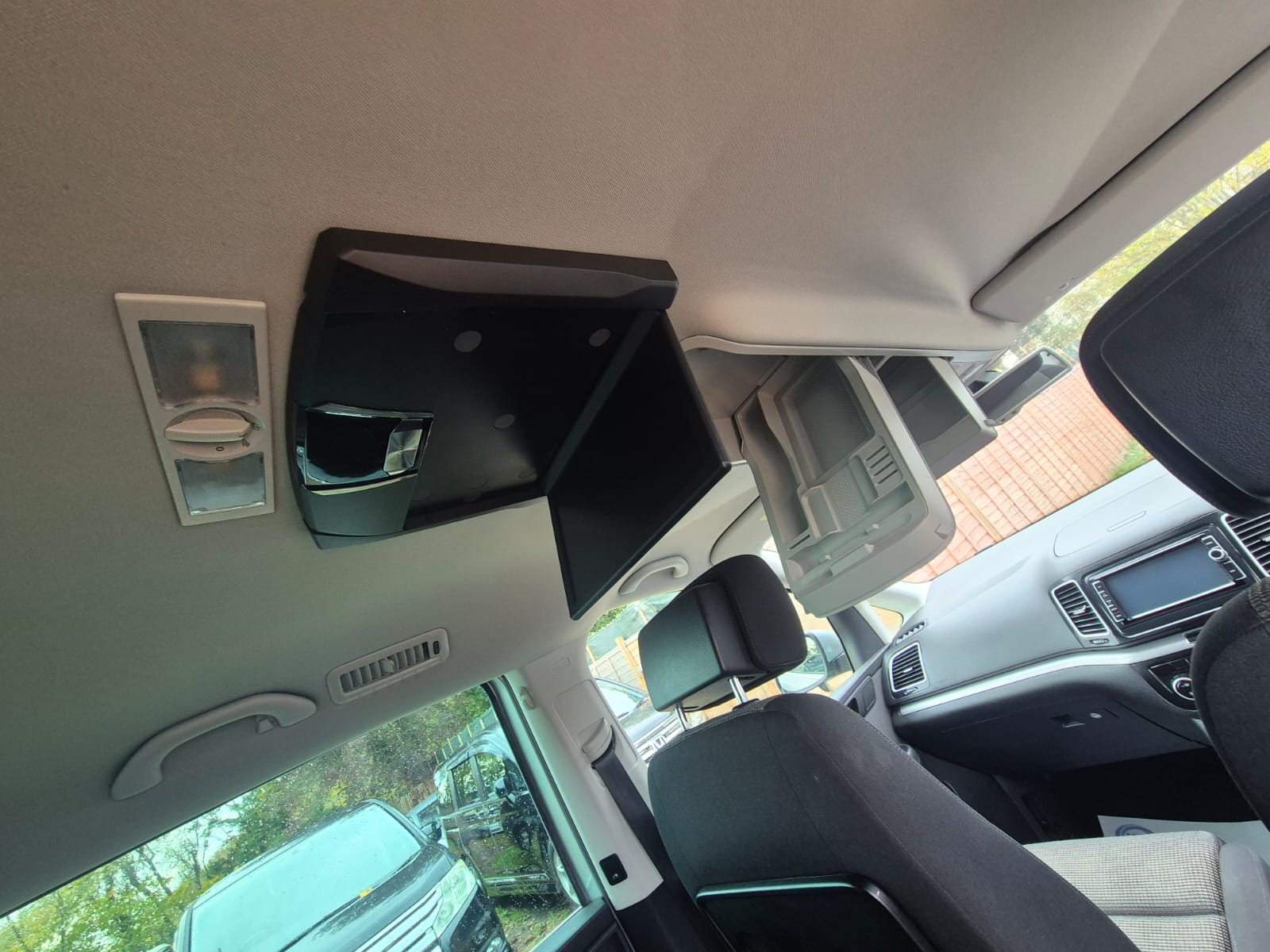 VOLKSWAGEN SHARAN 1400CC AUTOMATIC PETROL 2015