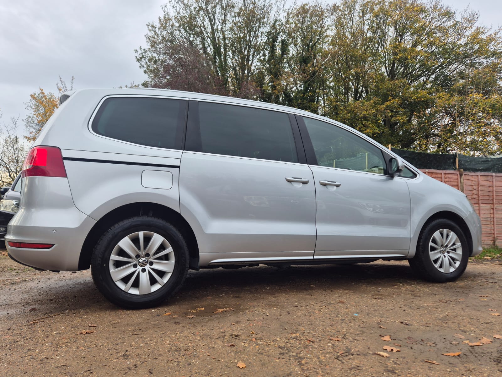 VOLKSWAGEN SHARAN 1400CC AUTOMATIC PETROL 2015