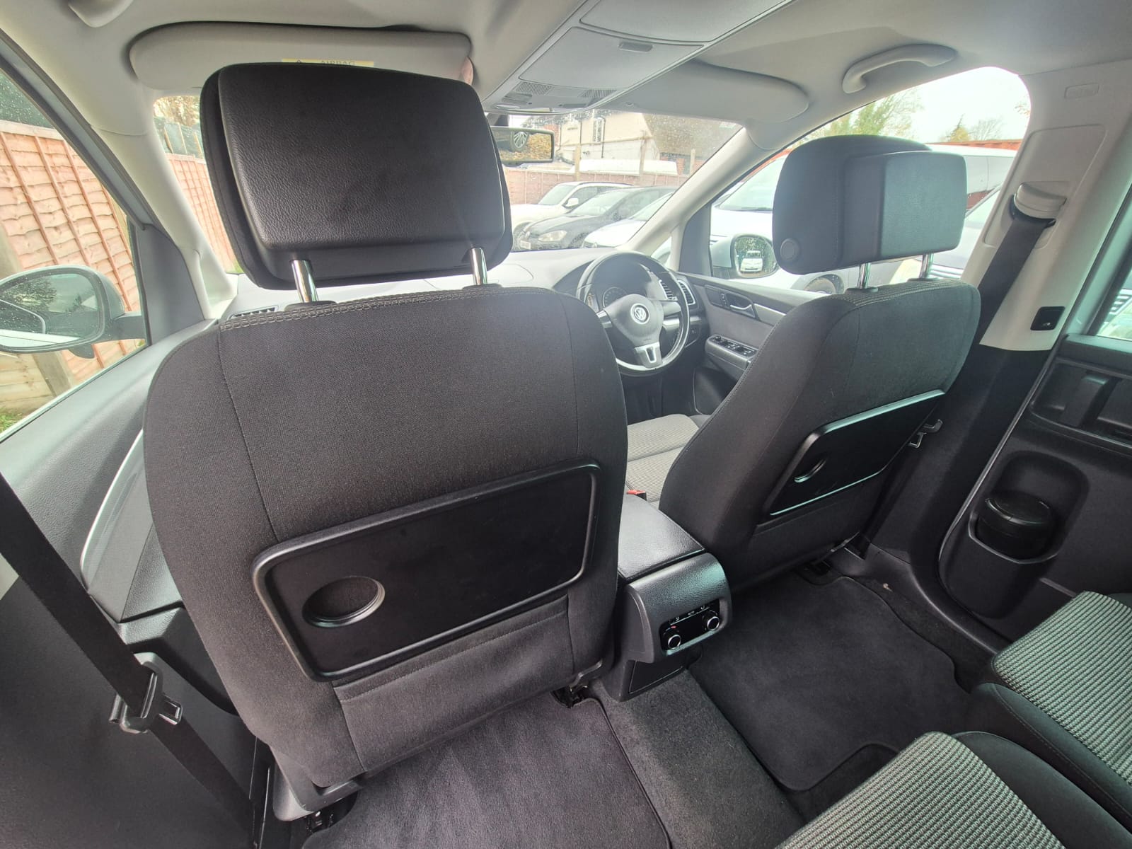 VOLKSWAGEN SHARAN 1400CC AUTOMATIC PETROL 2015