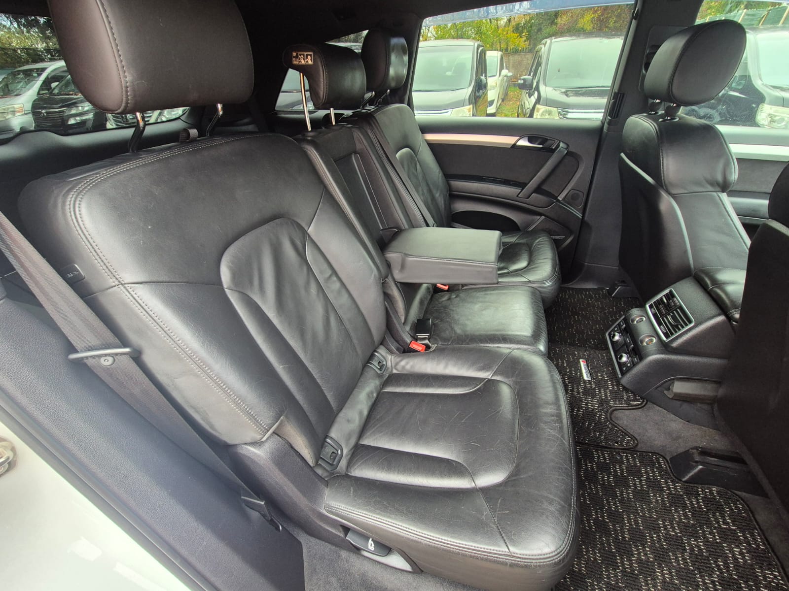 AUDI Q7 S Line 7 Seater Petrol Automatic