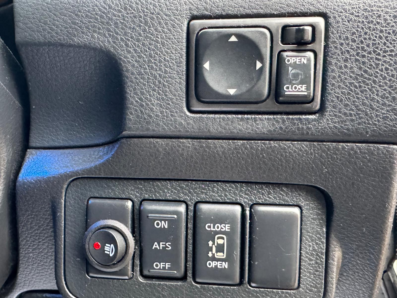 Nissan Elgrand Highway Star 2008