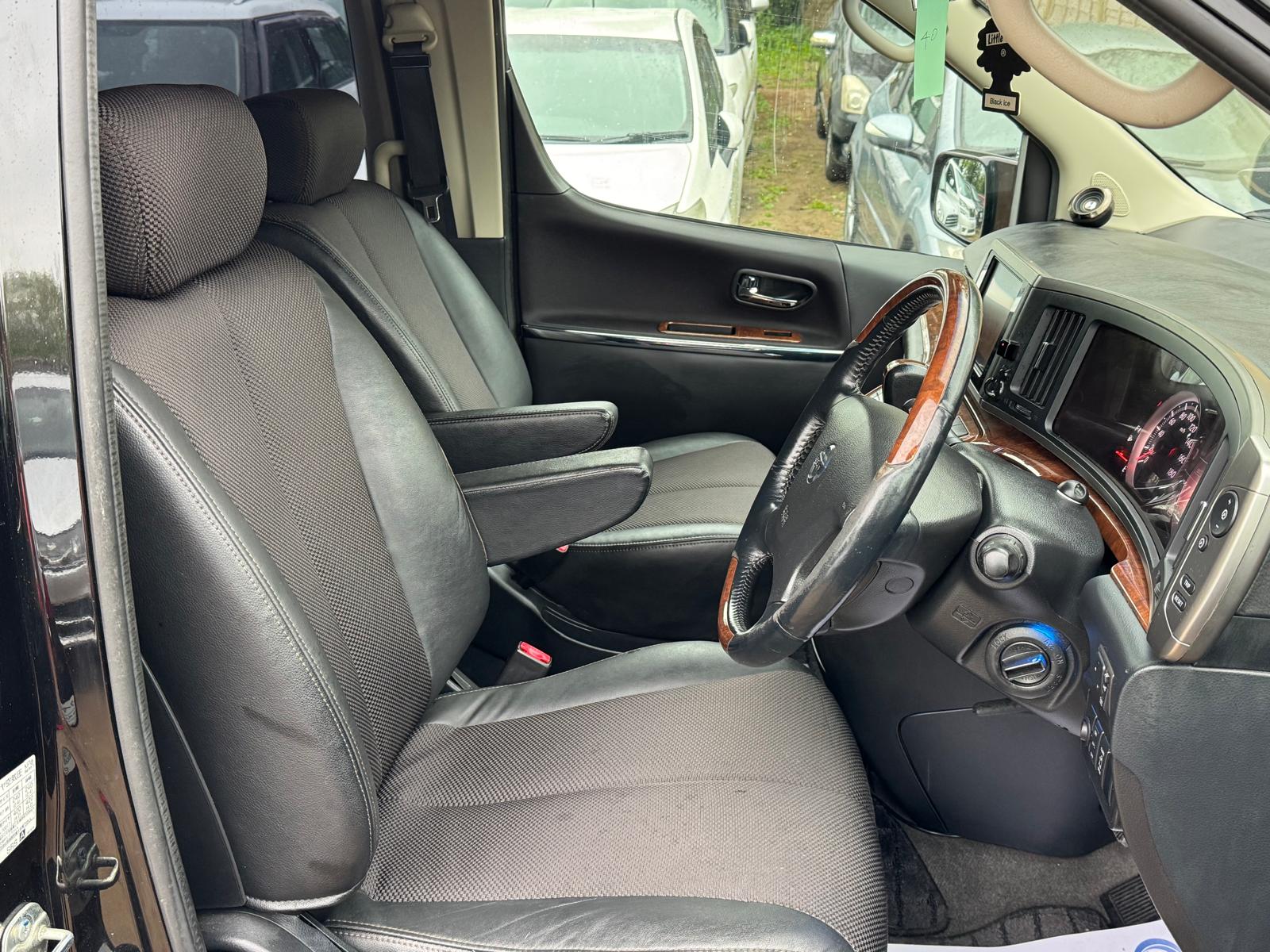 Nissan Elgrand Highway Star 2008