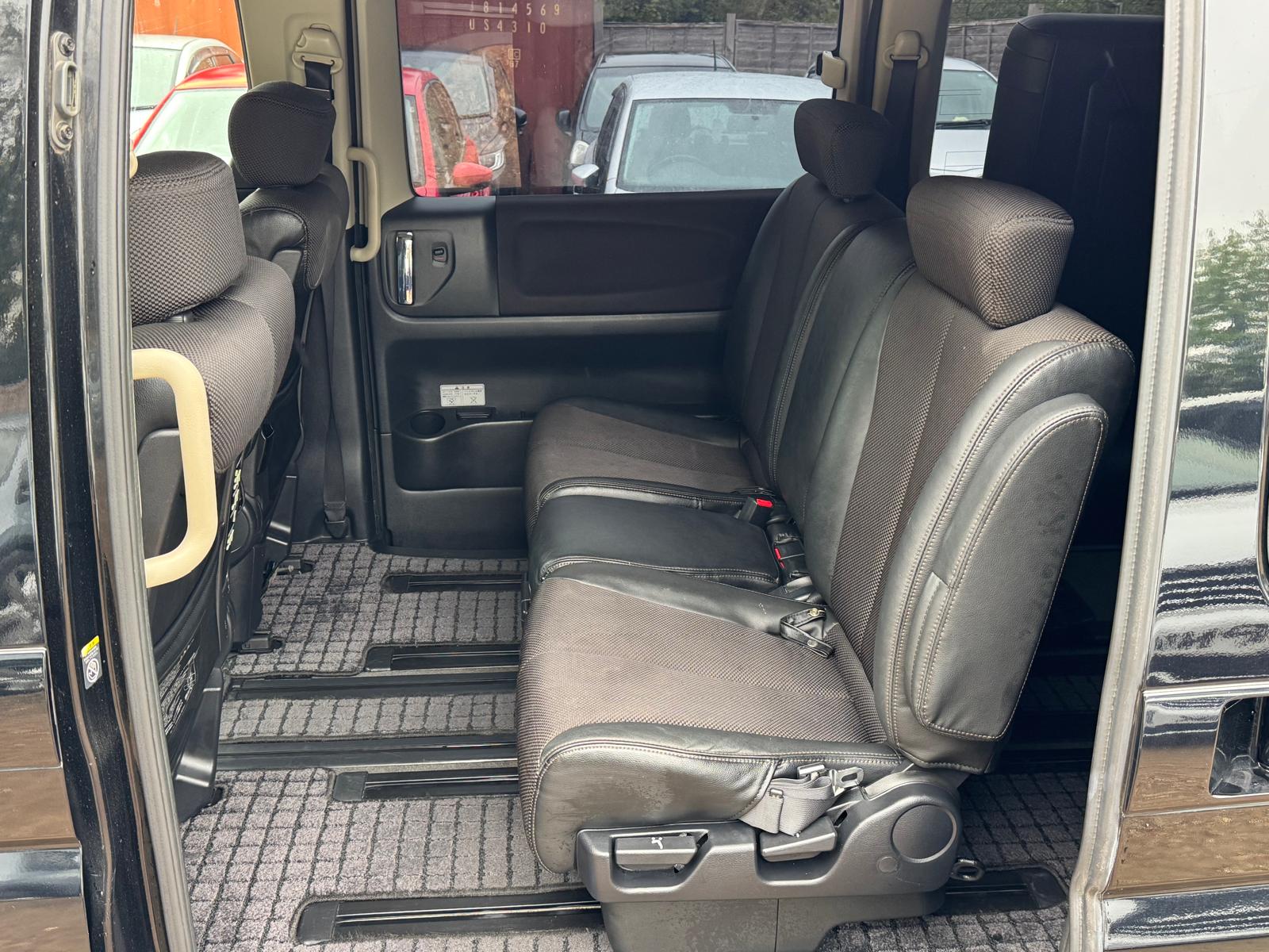 Nissan Elgrand Highway Star 2008