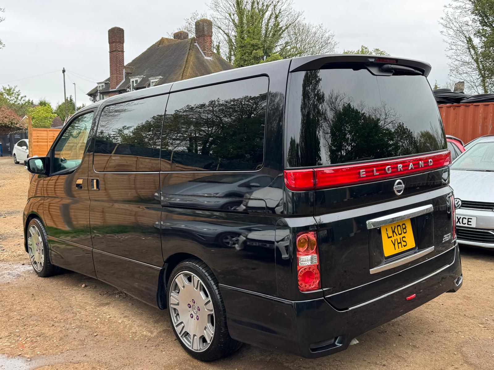 Nissan Elgrand Highway Star 2008