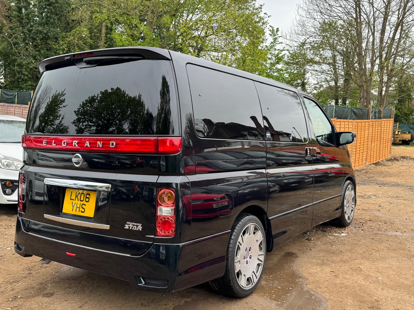 Nissan Elgrand Highway Star 2008