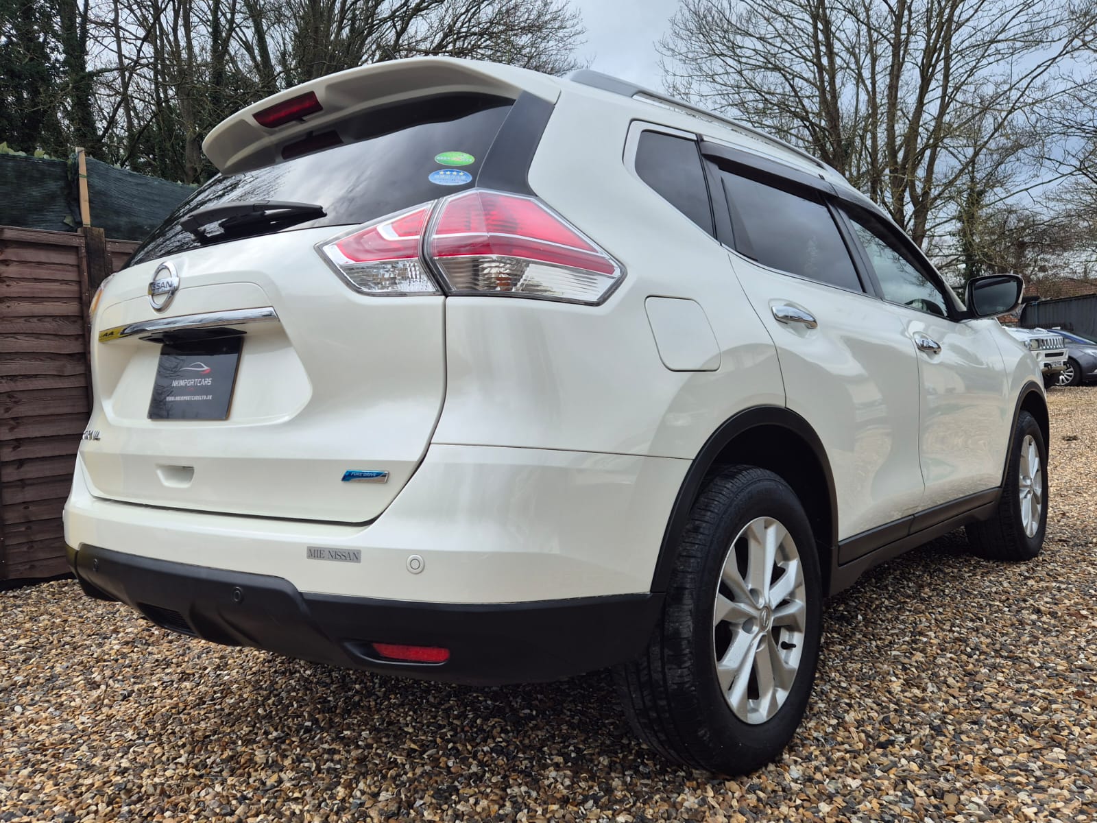 NISSAN X-TRAIL 2016 PETROL AUTOMATIC