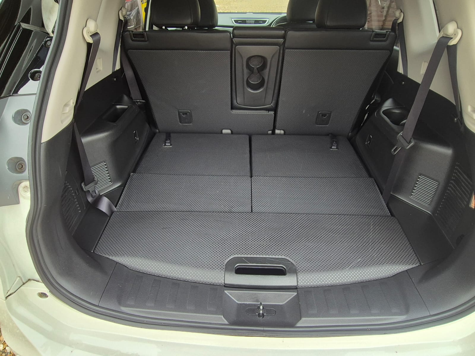 NISSAN X-TRAIL 2016 PETROL AUTOMATIC