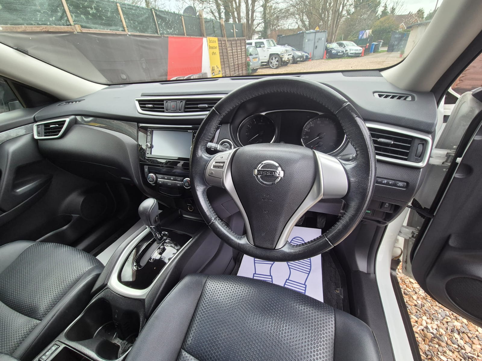 NISSAN X-TRAIL 2016 PETROL AUTOMATIC