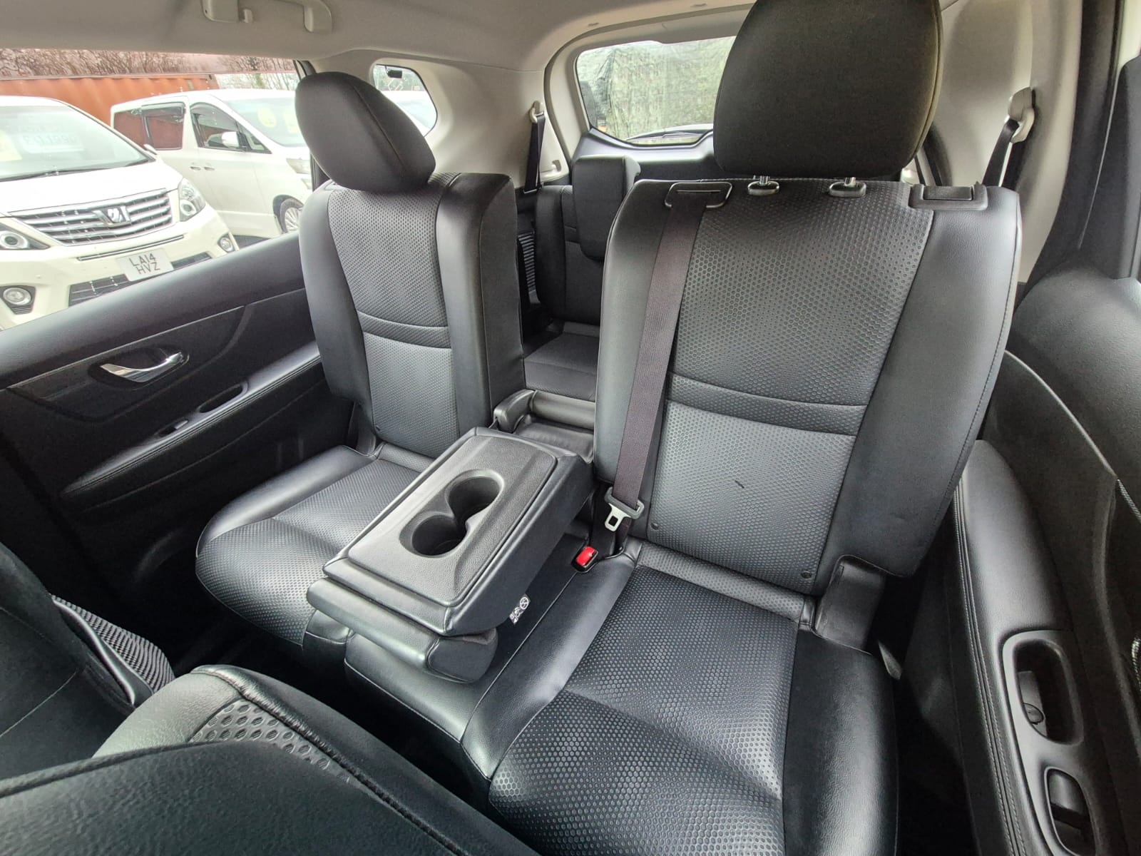 NISSAN X-TRAIL 2016 PETROL AUTOMATIC