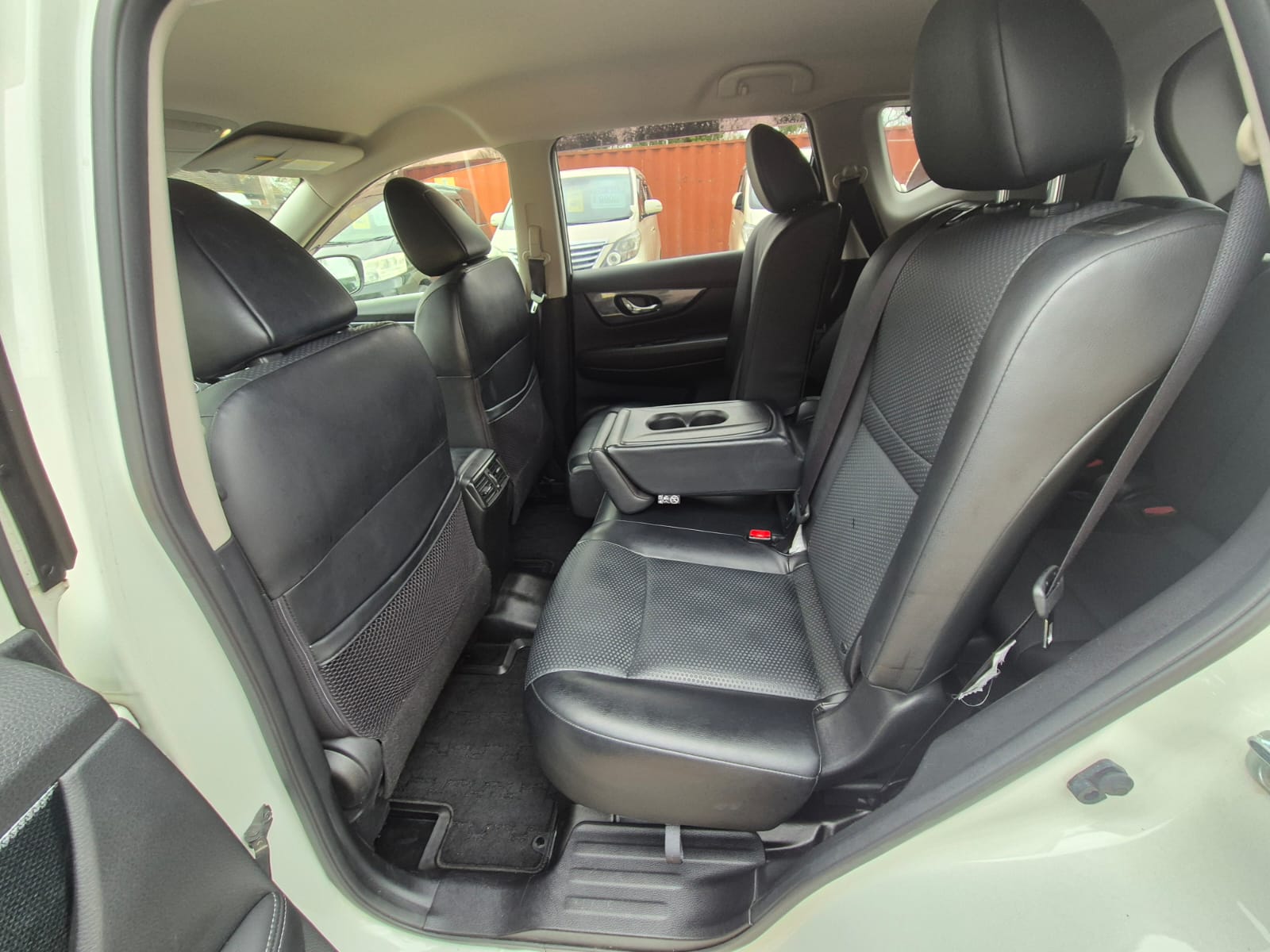 NISSAN X-TRAIL 2016 PETROL AUTOMATIC