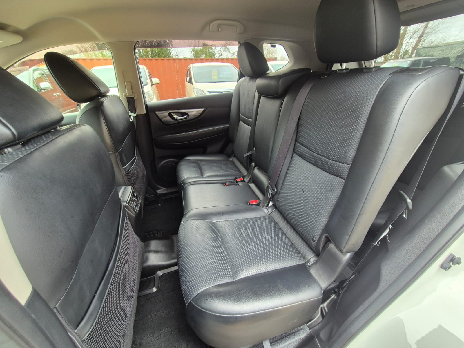 NISSAN X-TRAIL 2016 PETROL AUTOMATIC