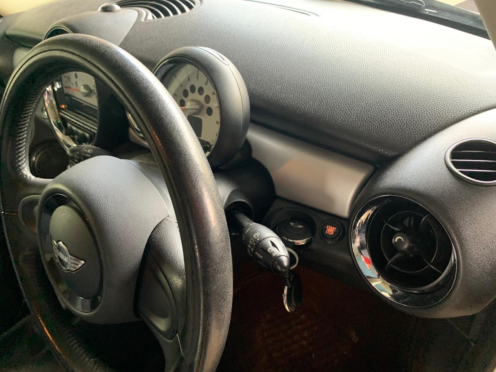 MINI CLUBMAN PETROL AUTOMATIC 2012