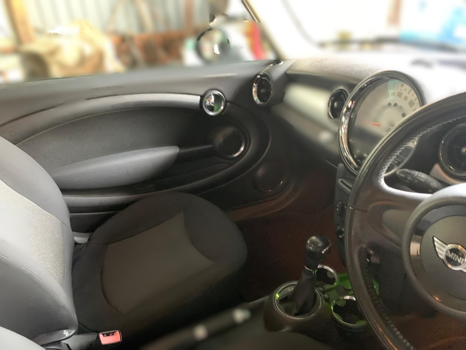 MINI CLUBMAN PETROL AUTOMATIC 2012