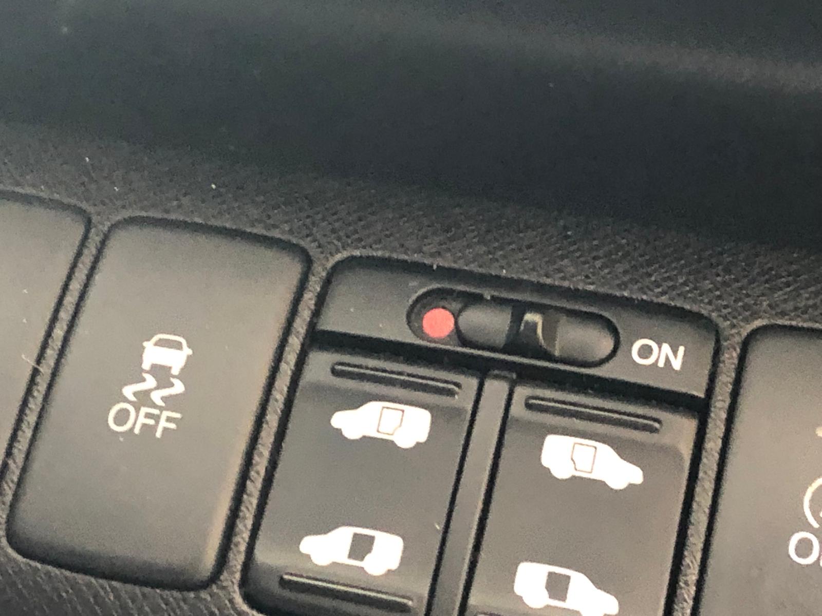 HONDA STEPWAGON SPADA 2013