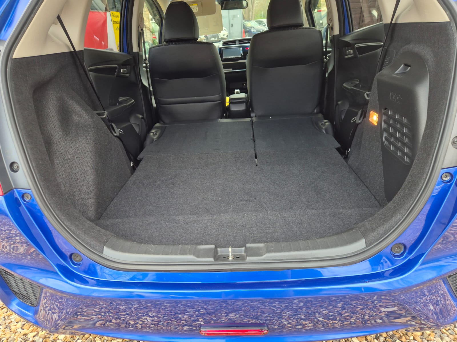 HONDA JAZZ HYBRID 2015