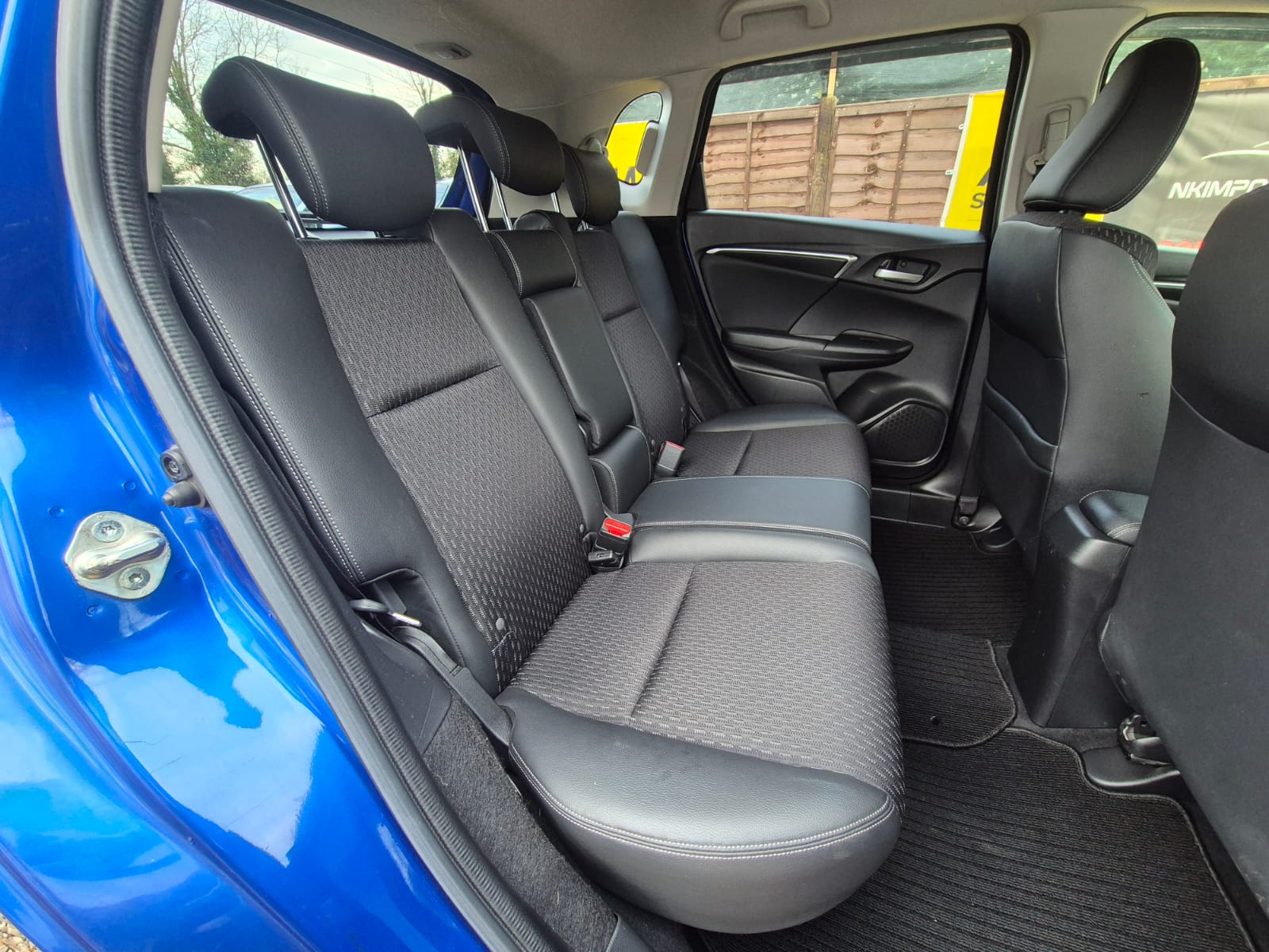 HONDA JAZZ HYBRID 2015