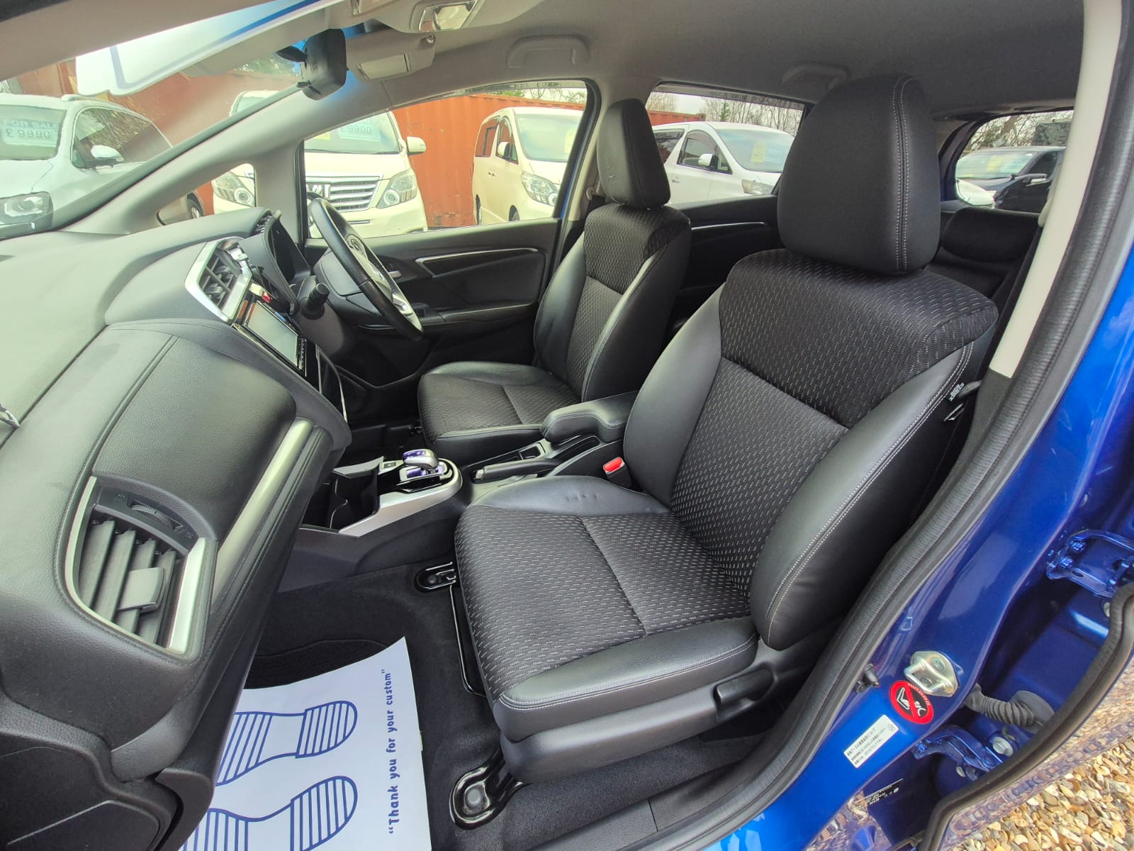 HONDA JAZZ HYBRID 2015