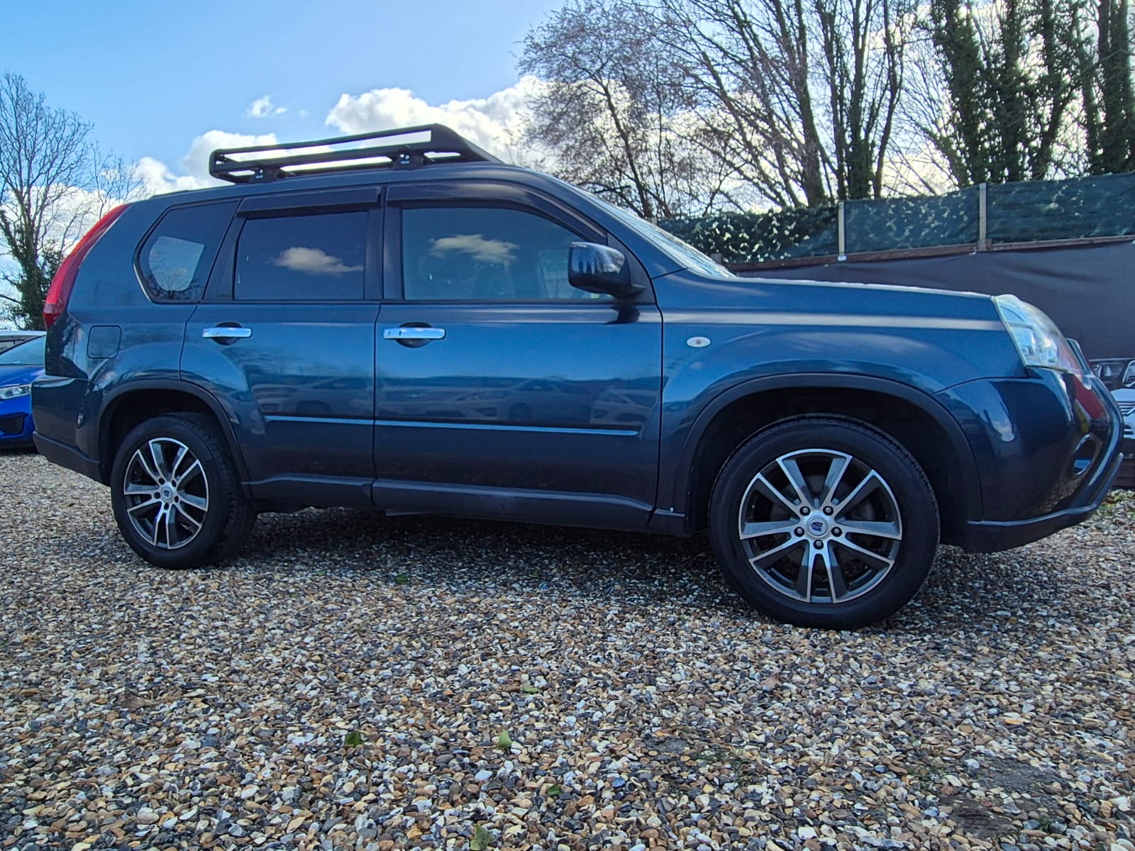 NISSAN X-TRAIL 2013 PETROL AUTOMATIC